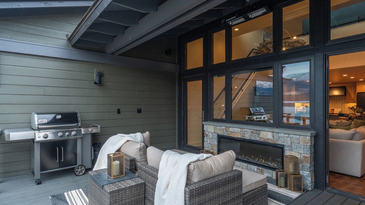 Photo of Patio Balcony in Wapato Point