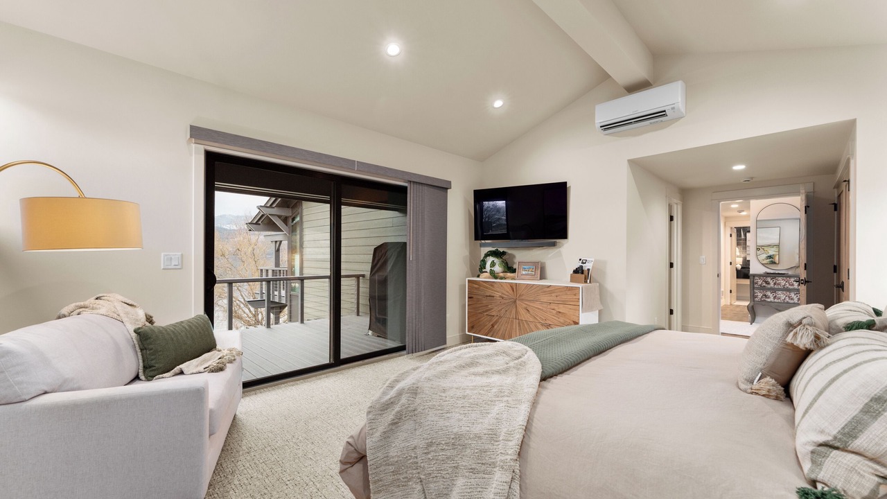 Photo of Bedroom in Wapato Point
