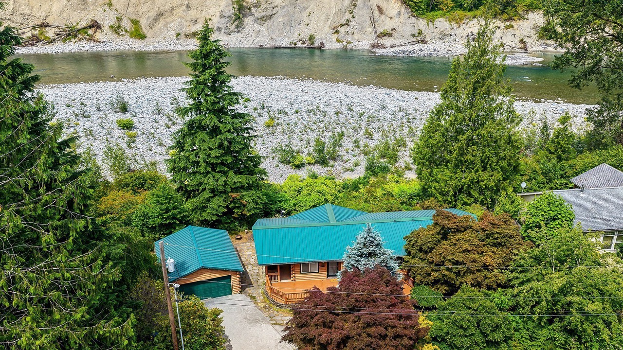 Photo of Outdoor in Gold Bar