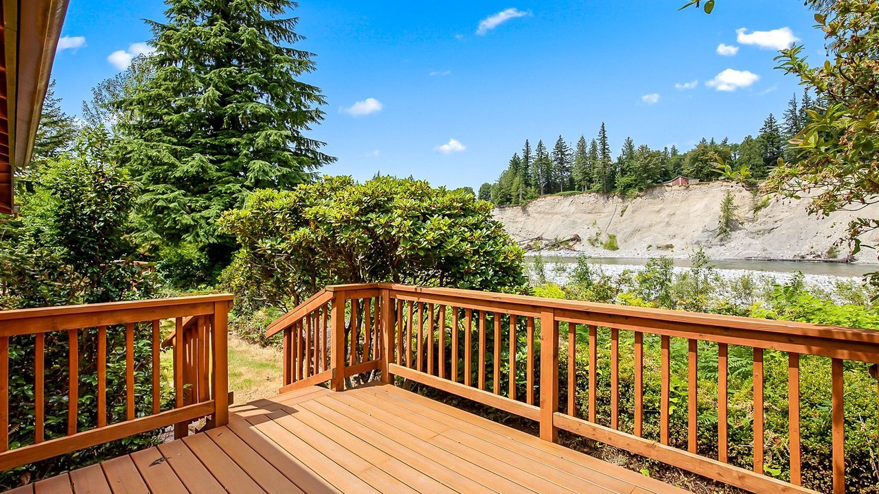 Photo of Outdoor in Gold Bar
