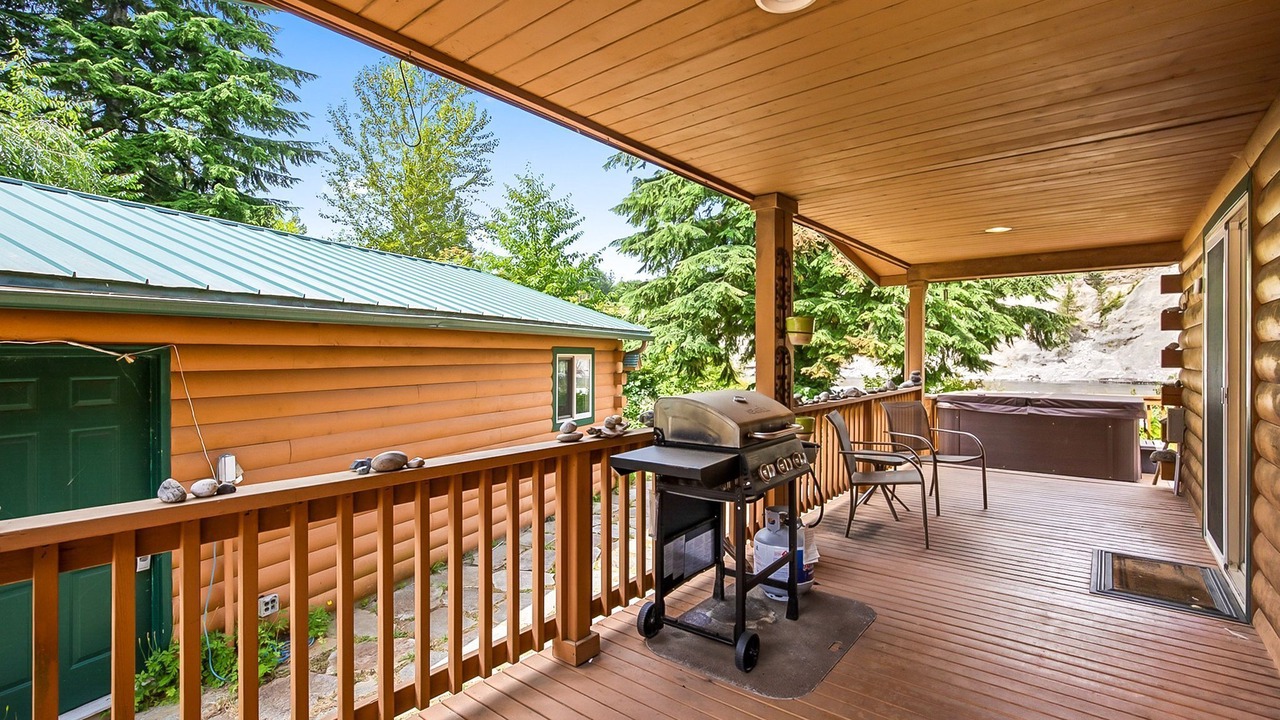 Photo of Outdoor in Gold Bar