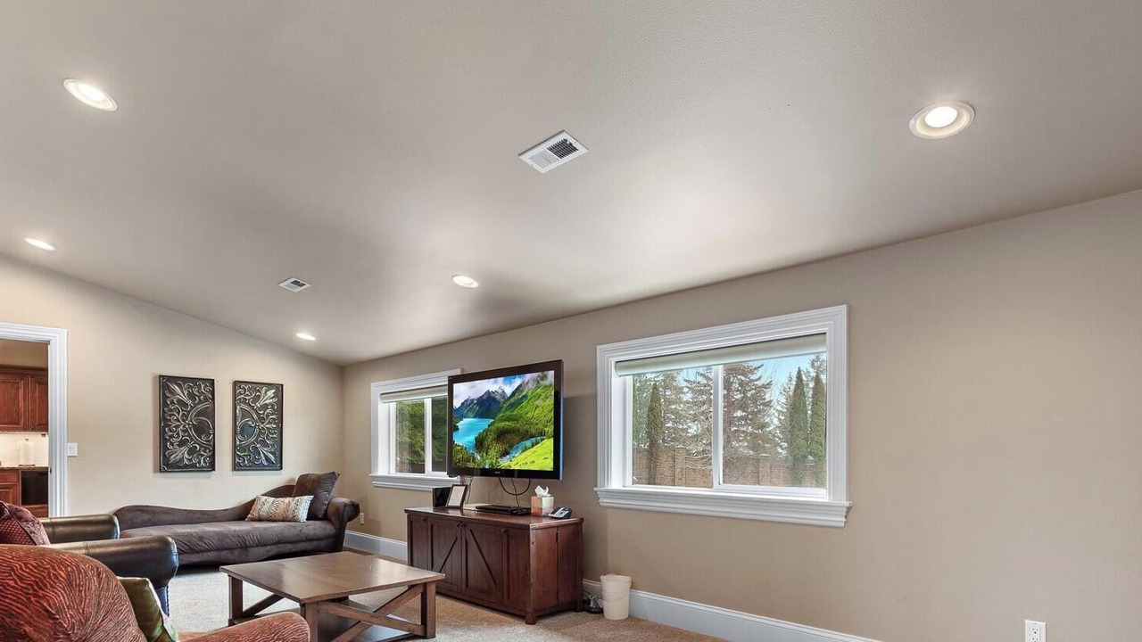 Photo of Livingroom in Harrison