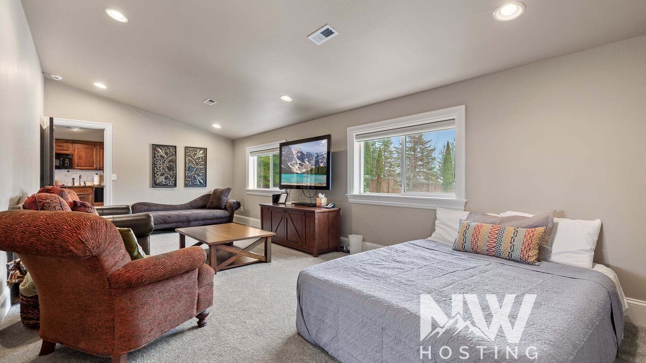 Photo of Bedroom in Harrison
