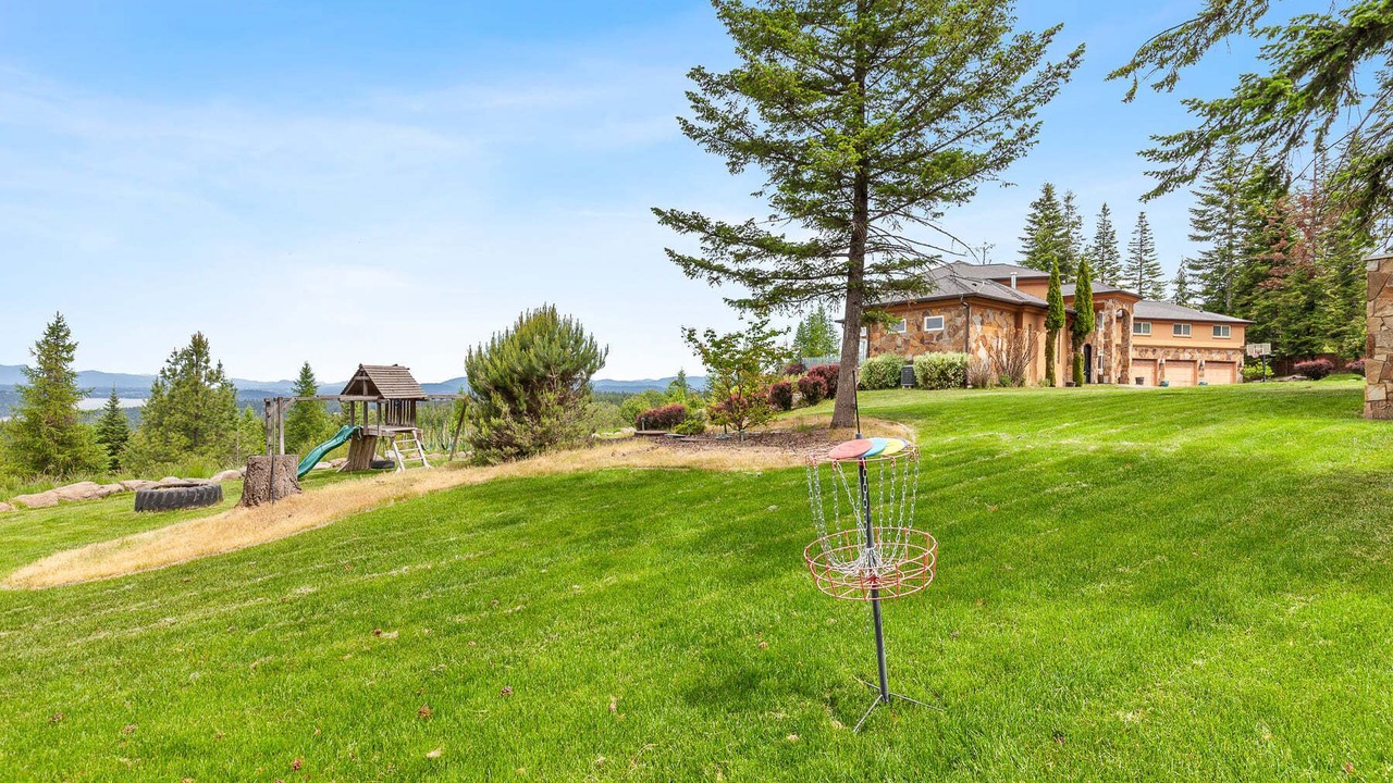 Photo of Outdoor in Harrison