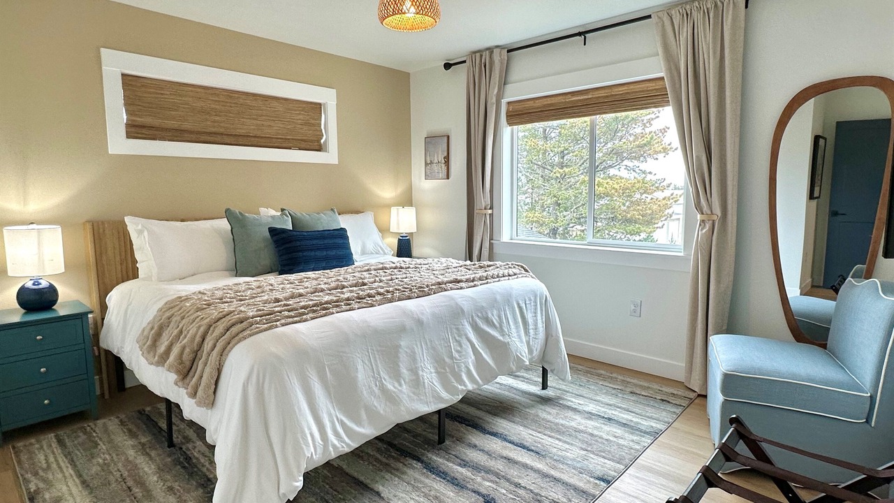 Photo of Bedroom in Ocean Shores