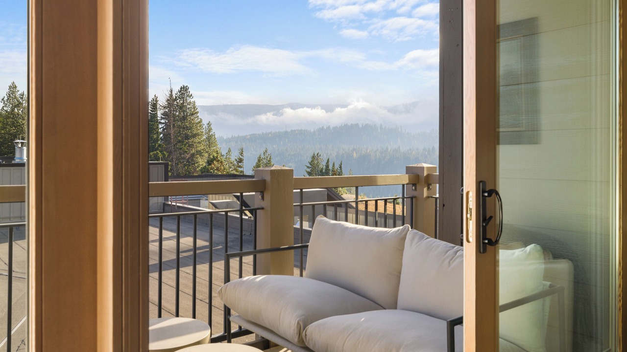 Photo of Patio Balcony in Cle Elum