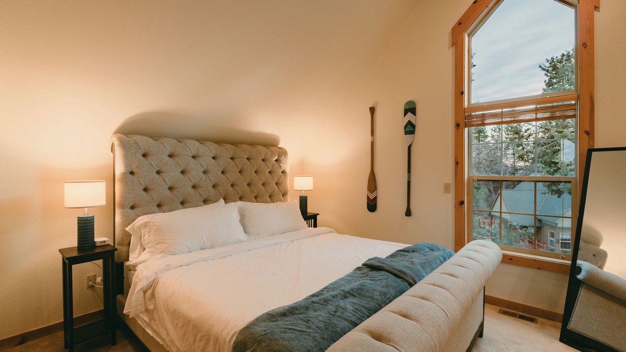 Photo of Bedroom in Klamath Falls
