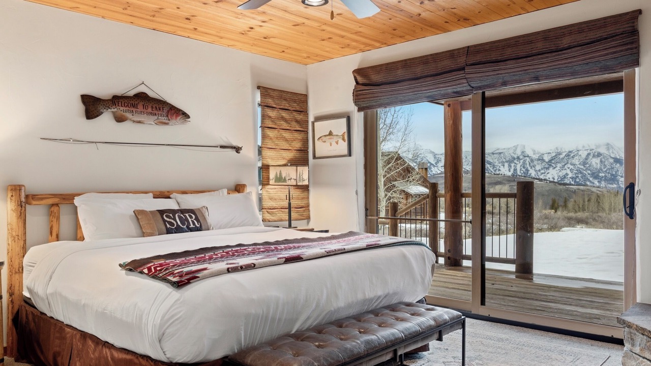 Photo of Livingroom in Spring Creek Ranch