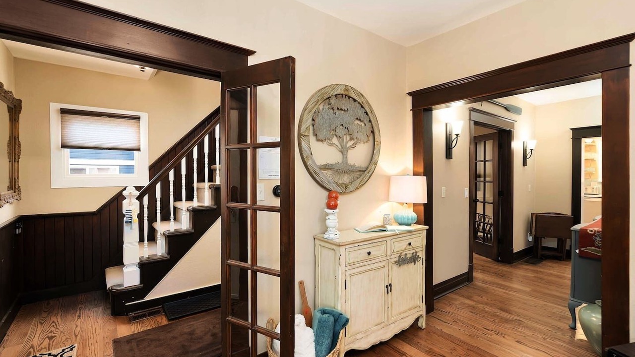 Photo of Bathroom in Garden District