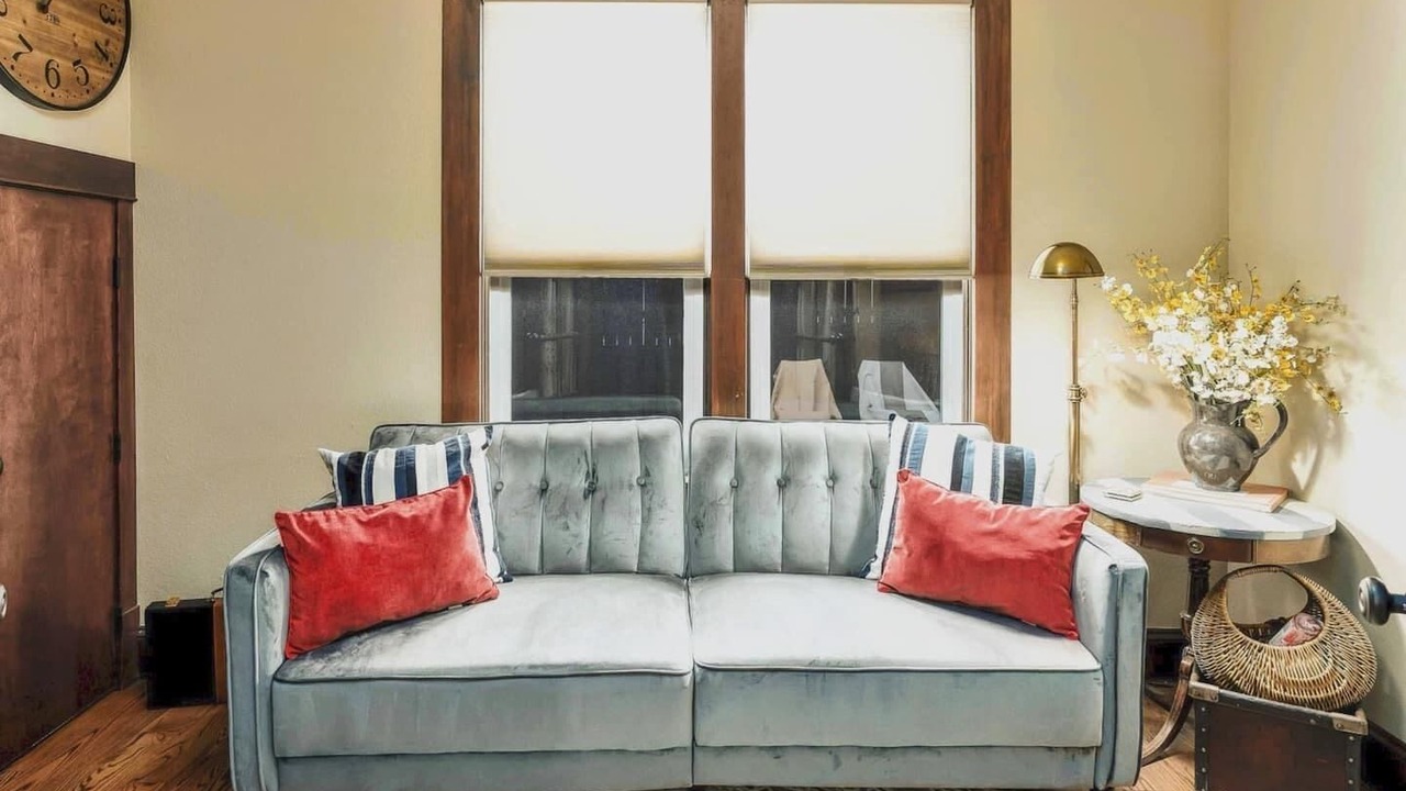 Photo of Bedroom in Garden District