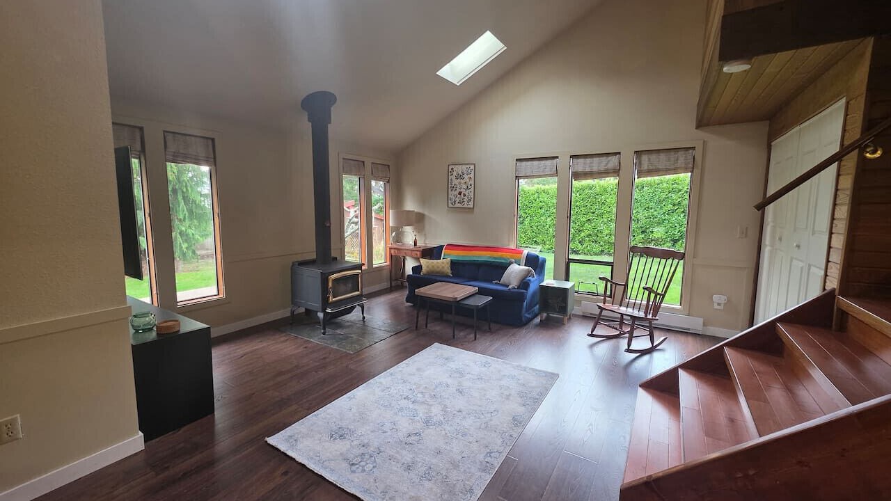 Photo of Livingroom in Point Roberts