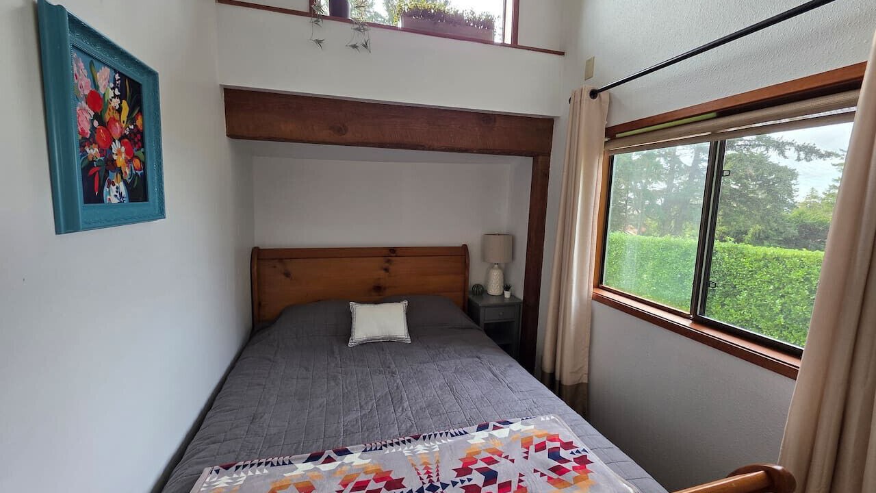 Photo of Bedroom in Point Roberts