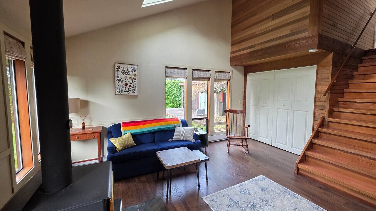 Photo of Livingroom in Point Roberts