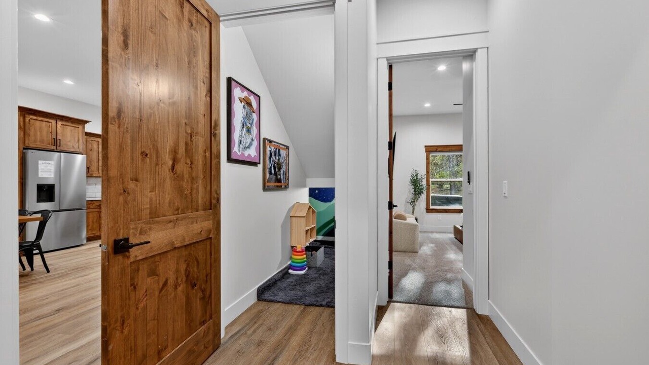Photo of Bedroom in Island Park