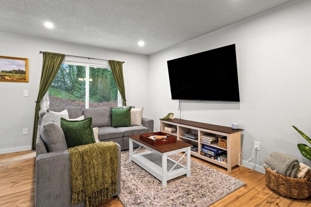 Photo of Livingroom in Camas