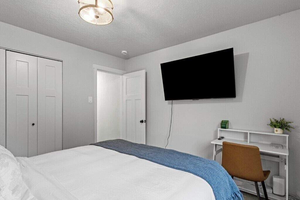 Photo of Bedroom in Camas