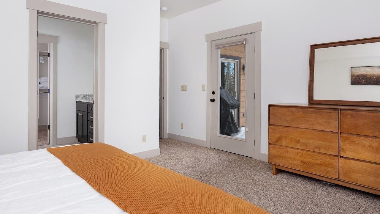 Photo of Bedroom in Victor