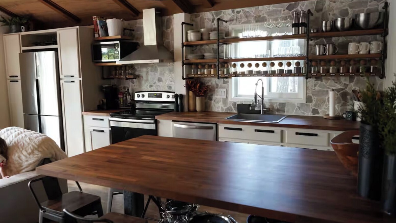 Photo of Kitchen in Grapeview