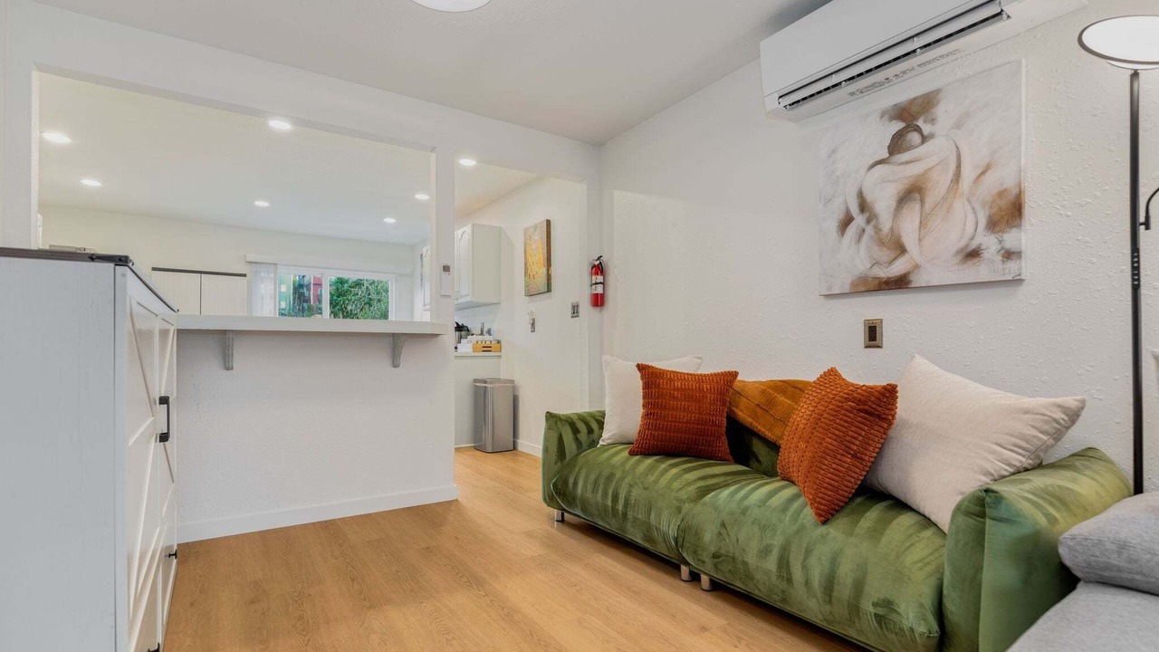 Photo of Livingroom in Riverview