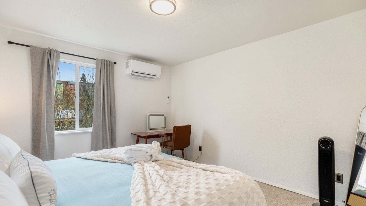 Photo of Bedroom in Riverview