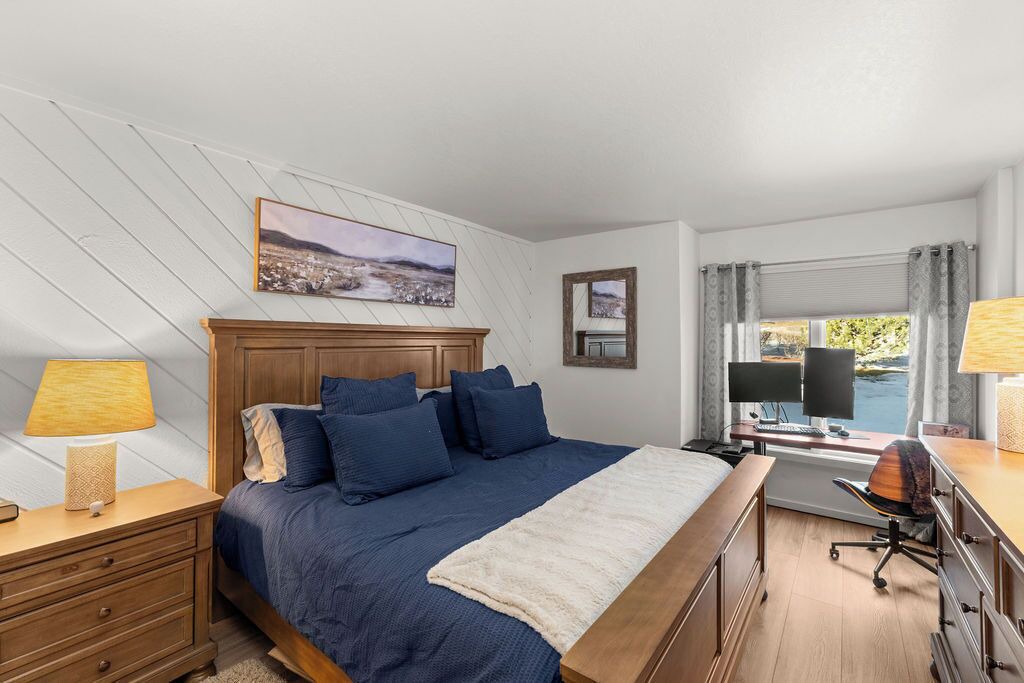 Photo of Bedroom in Elkhorn Village