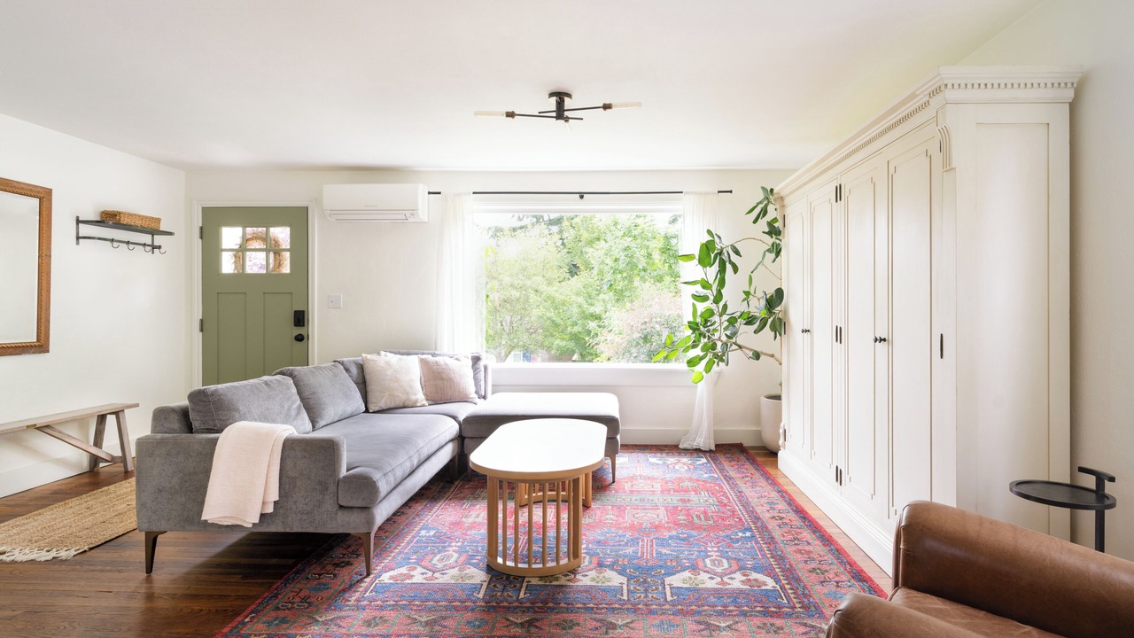 Photo of Livingroom in Genesee