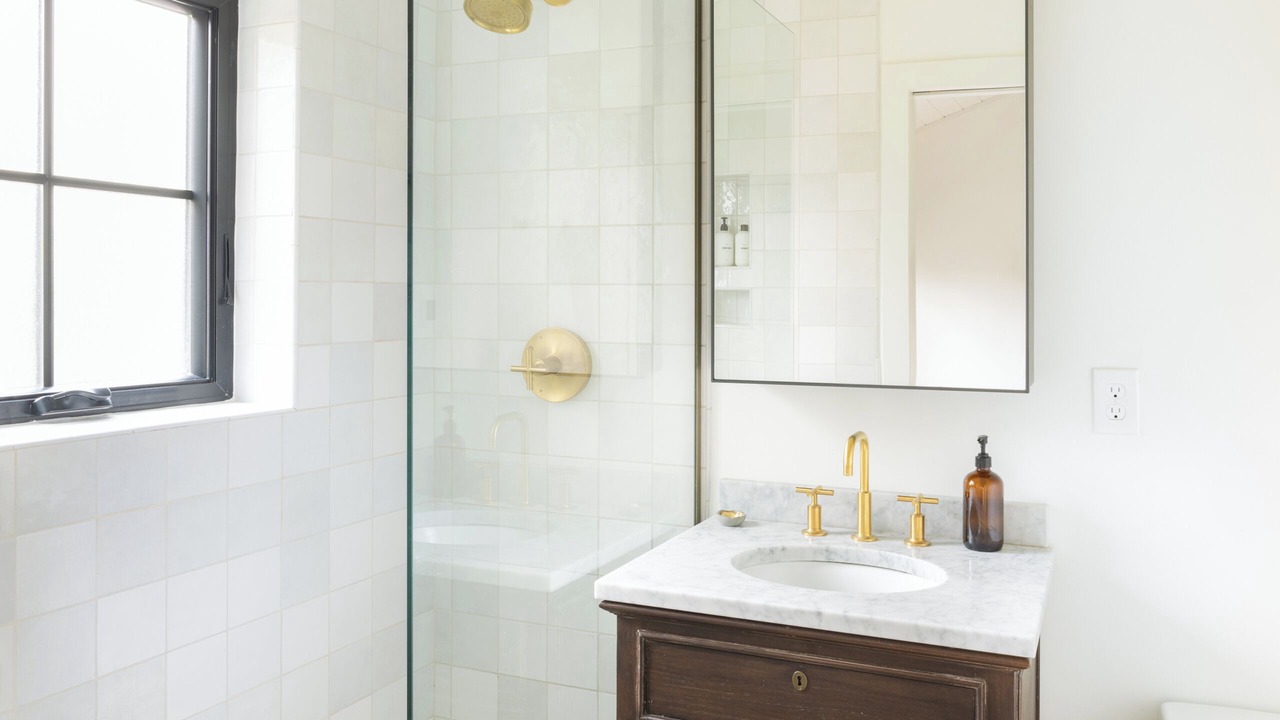 Photo of Bathroom in Genesee