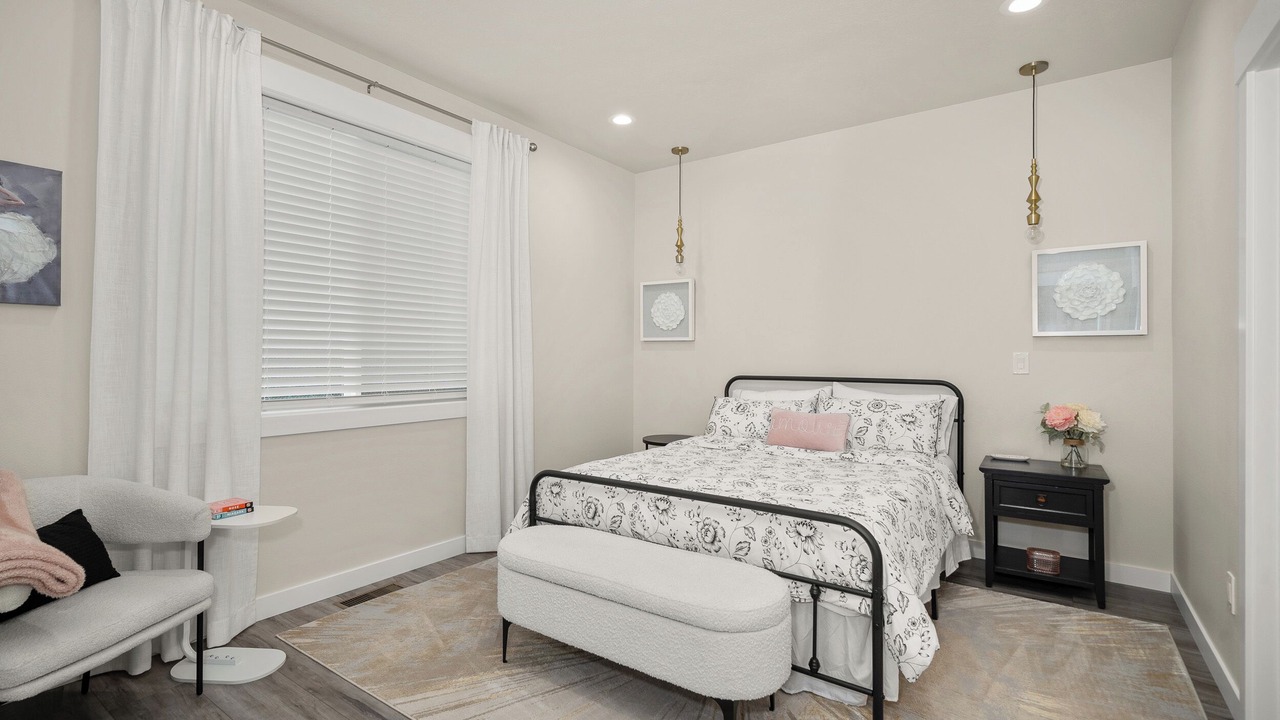 Photo of Bedroom in East Central