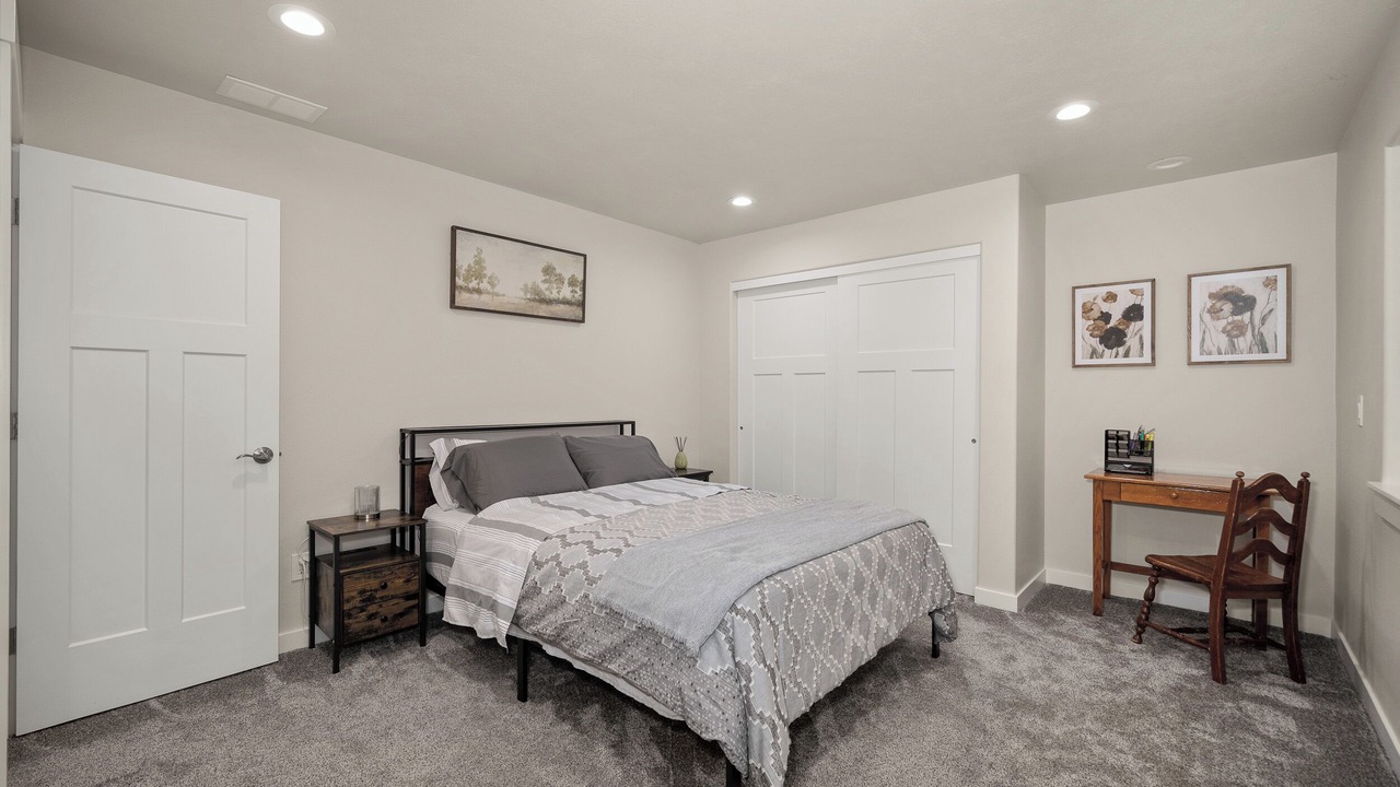 Photo of Bedroom in East Central