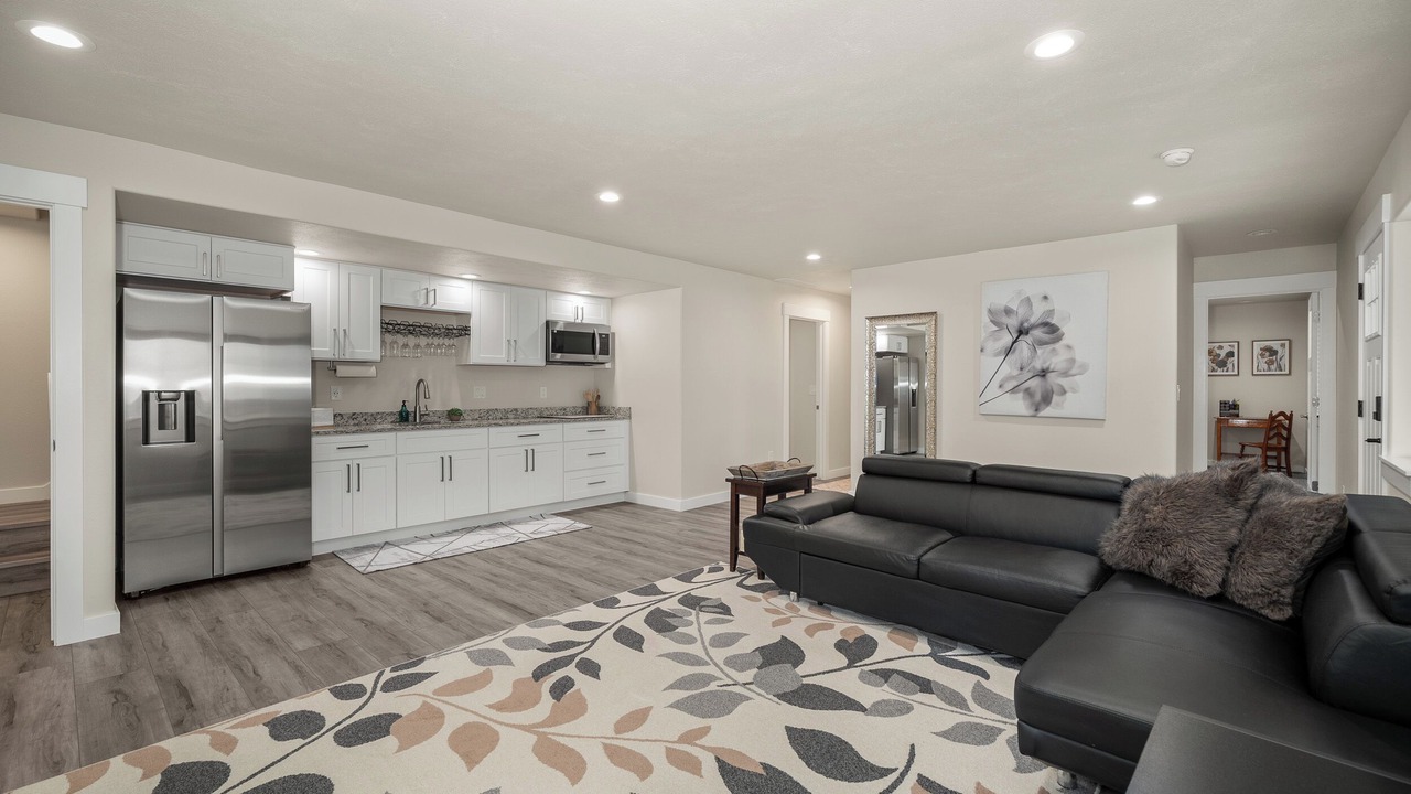 Photo of Livingroom in East Central