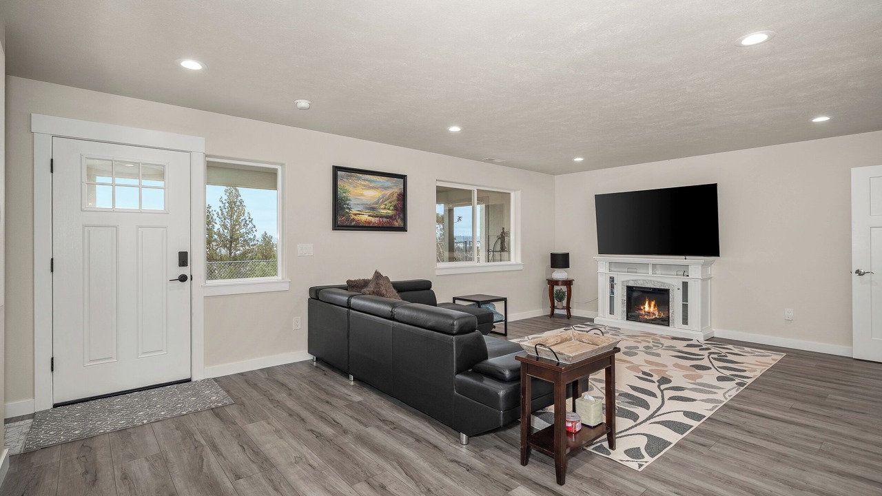 Photo of Livingroom in East Central