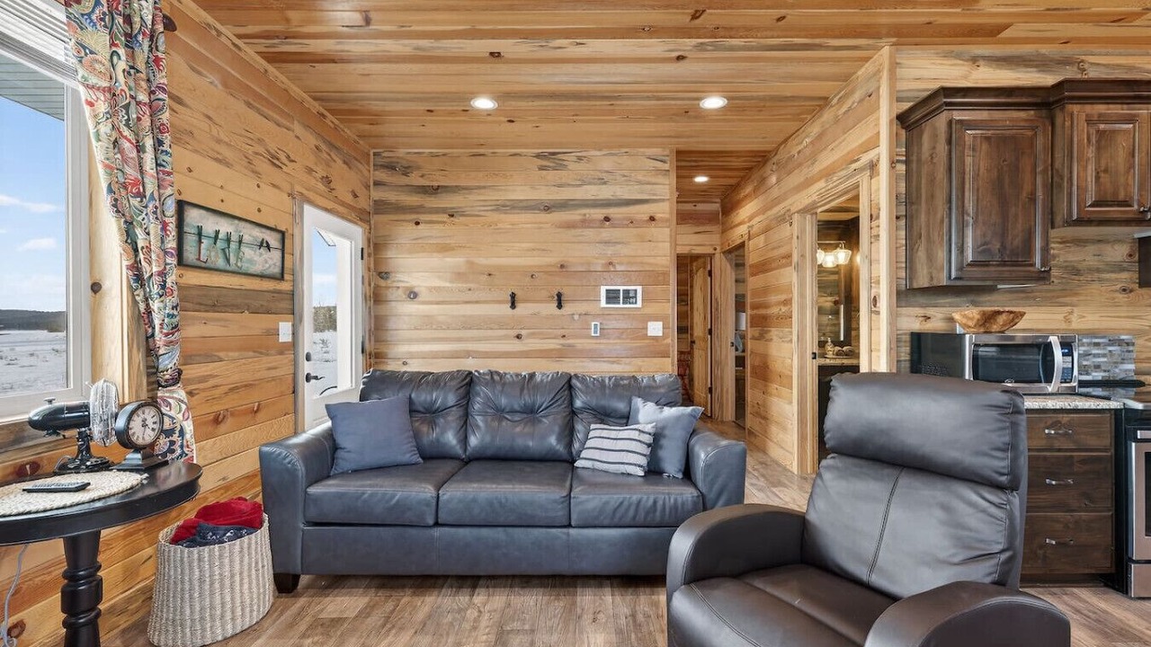 Photo of Bedroom in Island Park