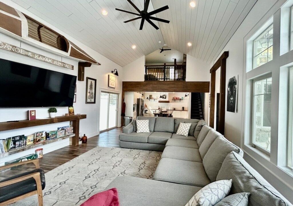 Photo of Bedroom in Island Park