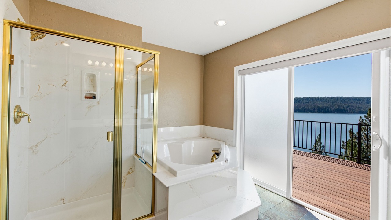 Photo of Bathroom in Worley