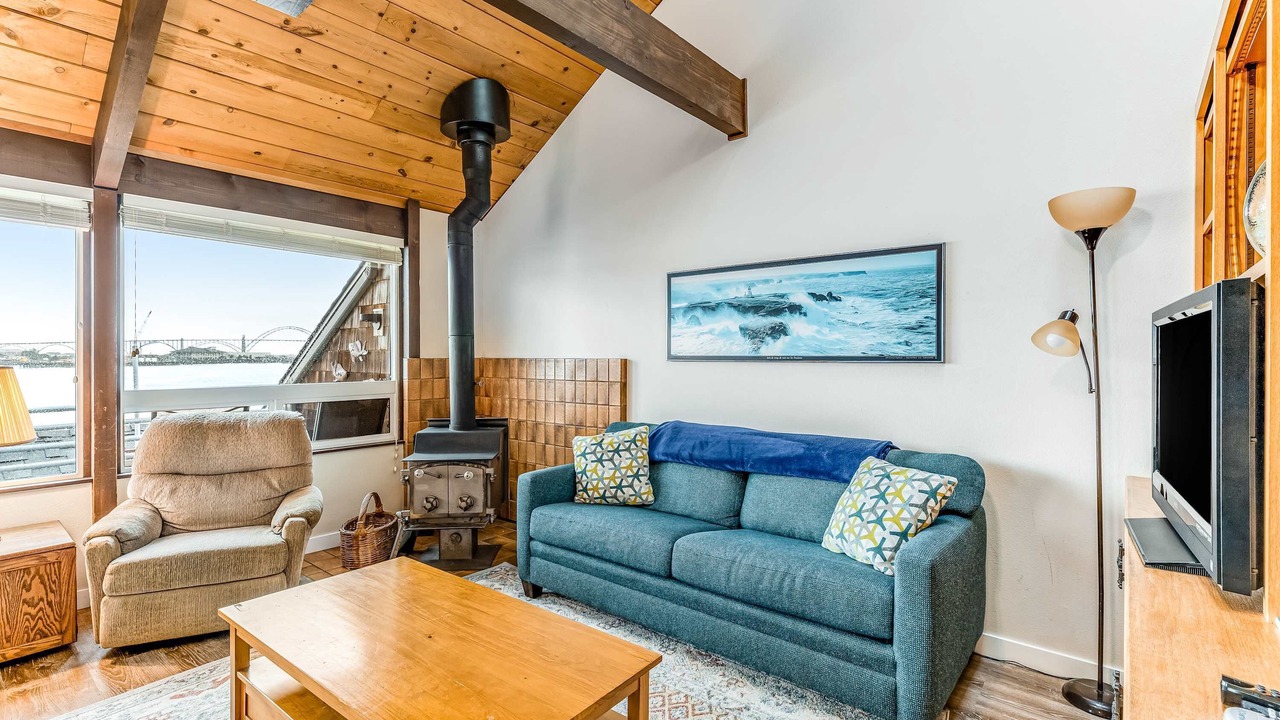 Photo of Livingroom in Historic Bayfront