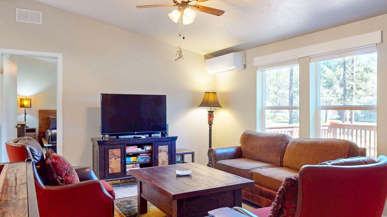 Photo of Livingroom in Three Rivers