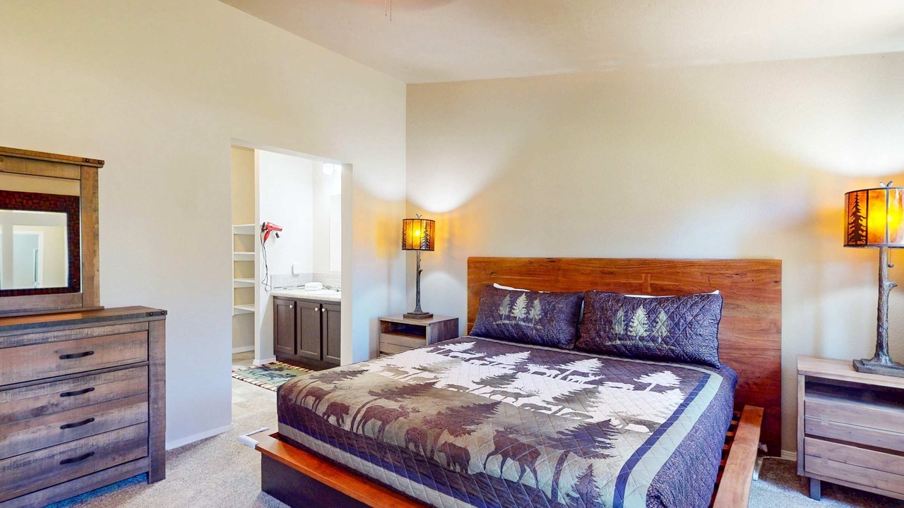 Photo of Bedroom in Three Rivers