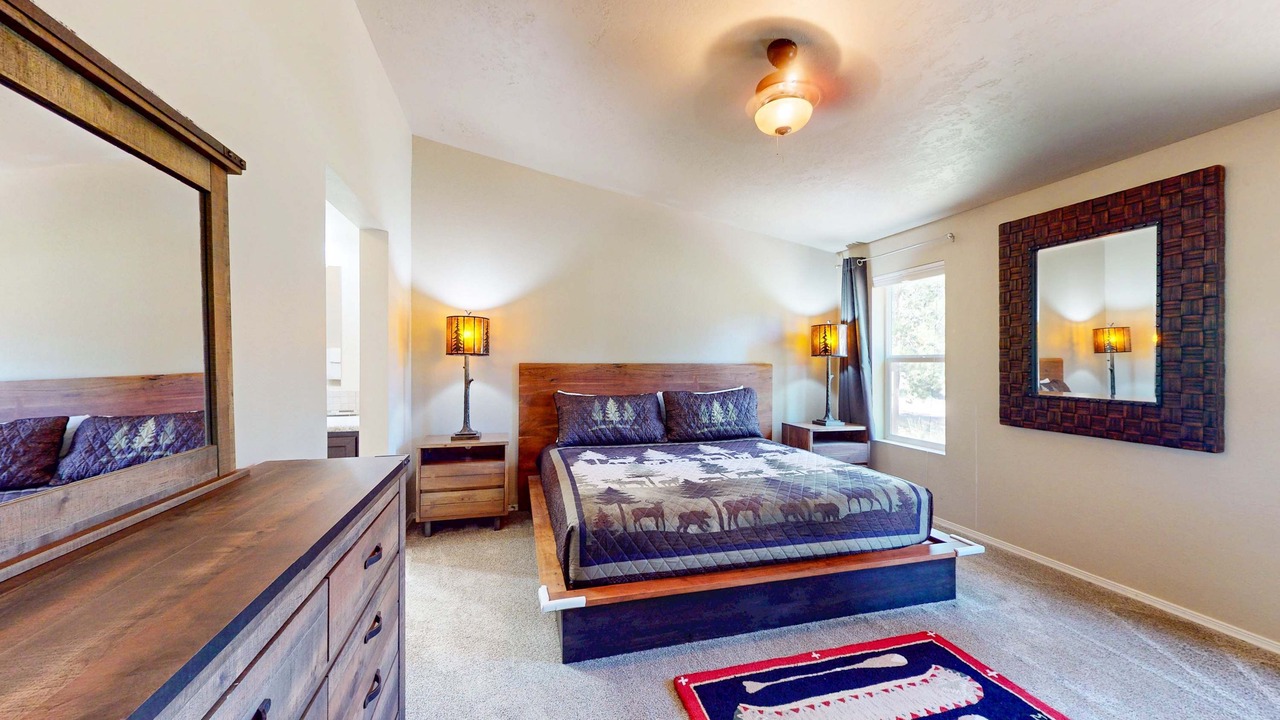 Photo of Bedroom in Three Rivers