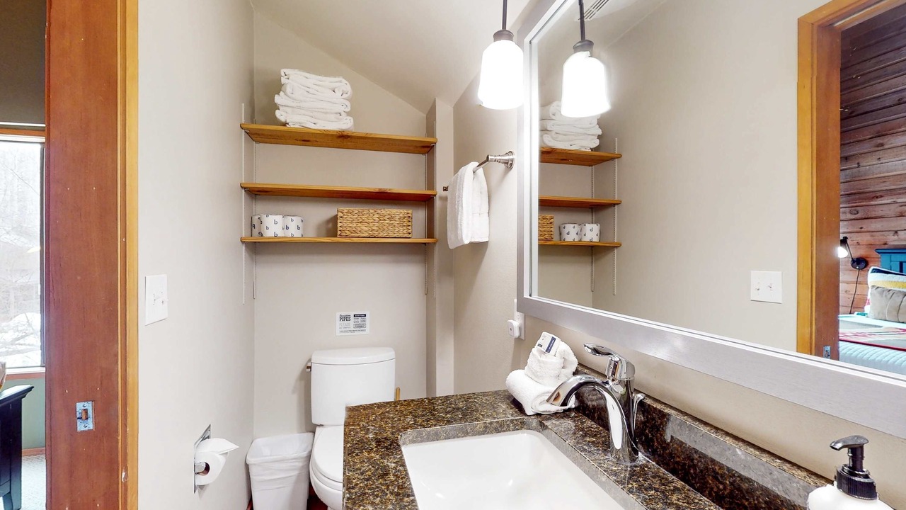 Photo of Bathroom in Black Butte Ranch
