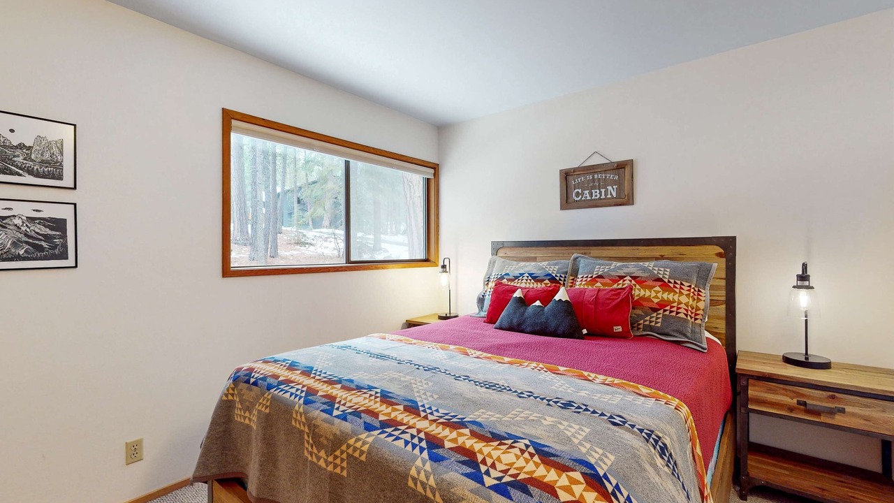 Photo of Bedroom in Black Butte Ranch