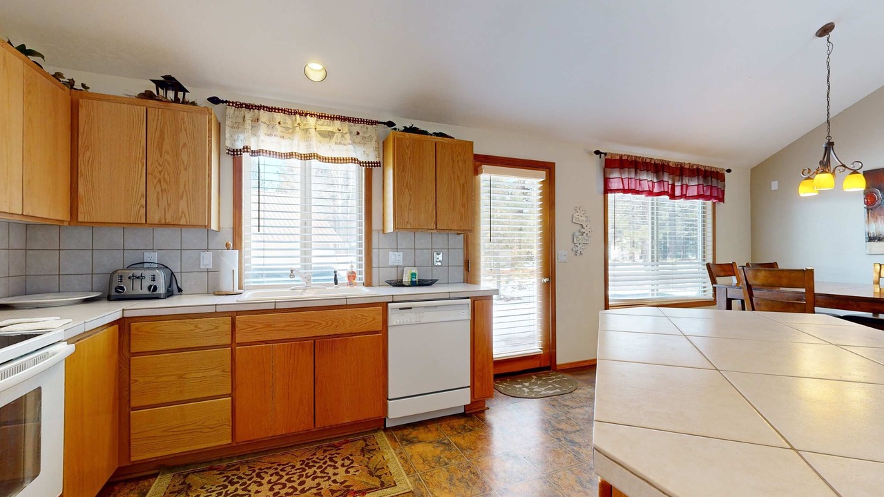 Photo of Kitchen in Overlook Park