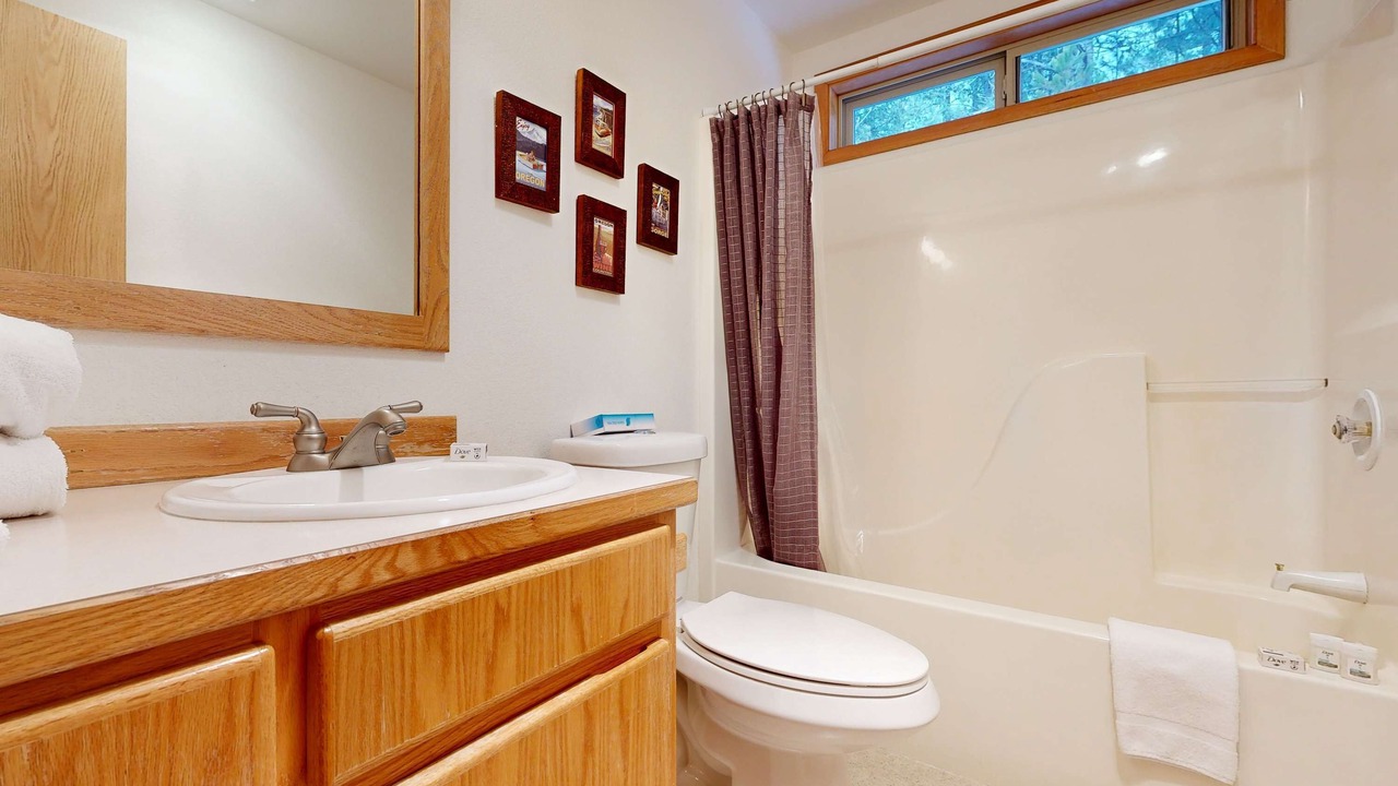 Photo of Bathroom in Overlook Park