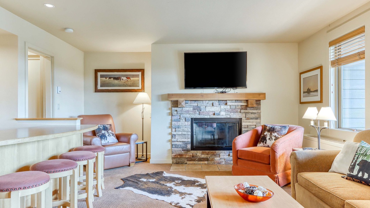 Photo of Livingroom in Bend