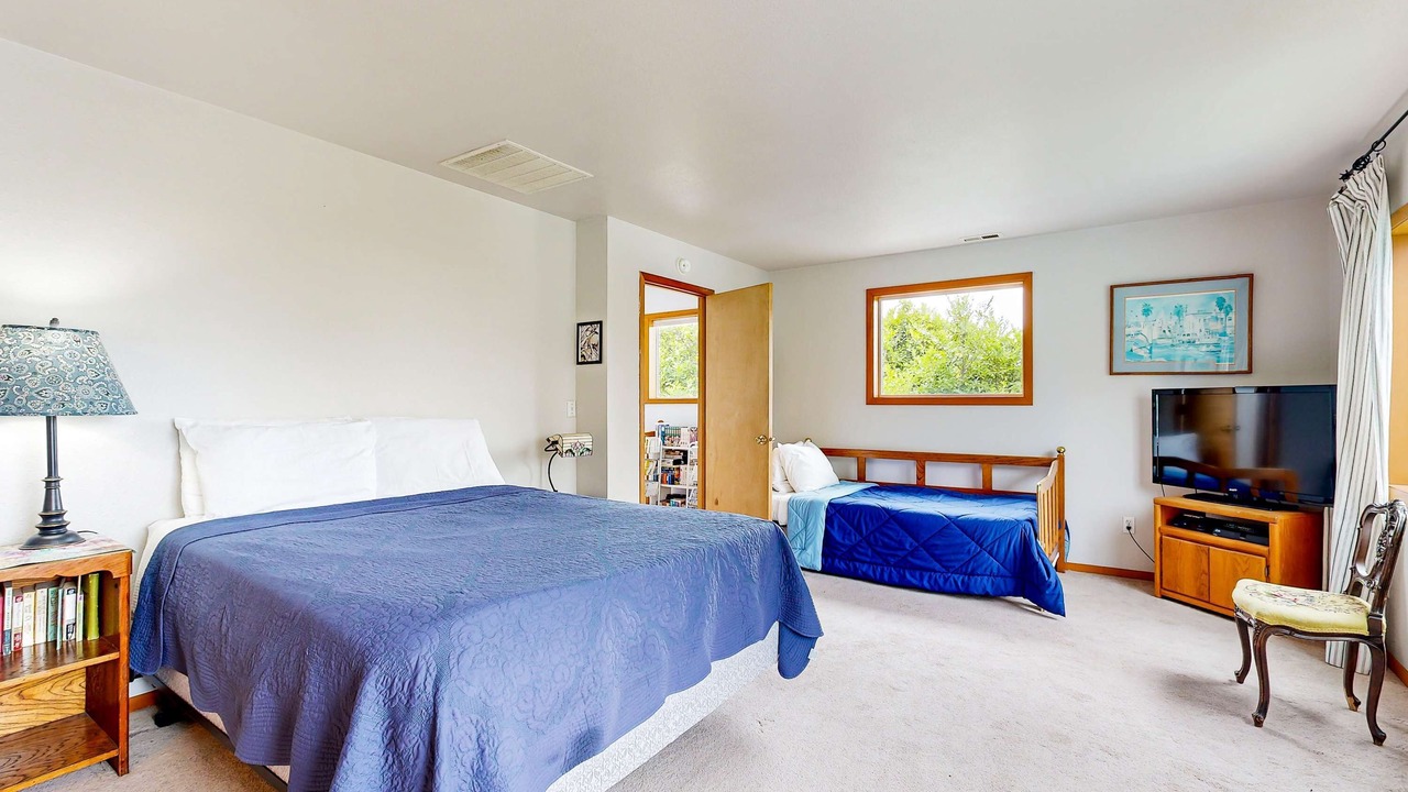 Photo of Bedroom in Newport