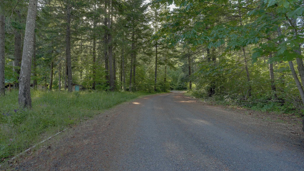 Photo of Others in White Salmon