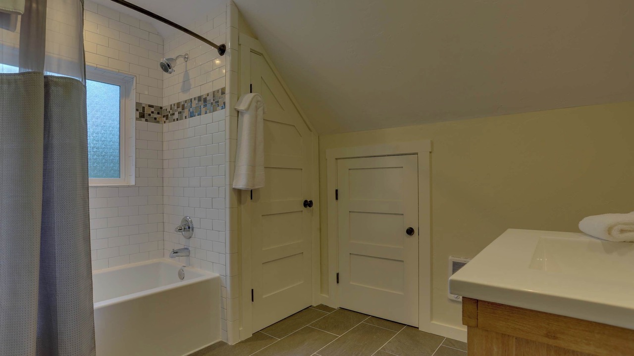 Photo of Bathroom in White Salmon