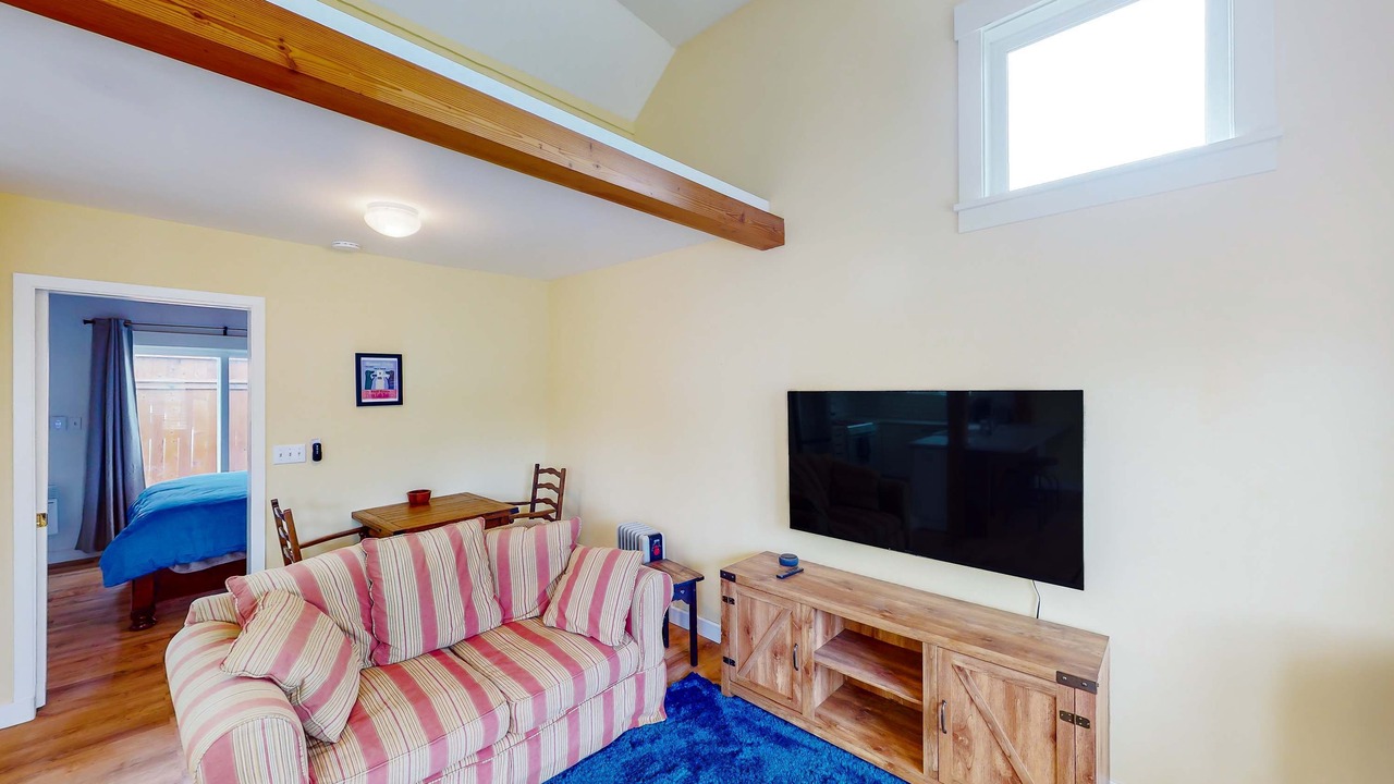 Photo of Livingroom in Newport
