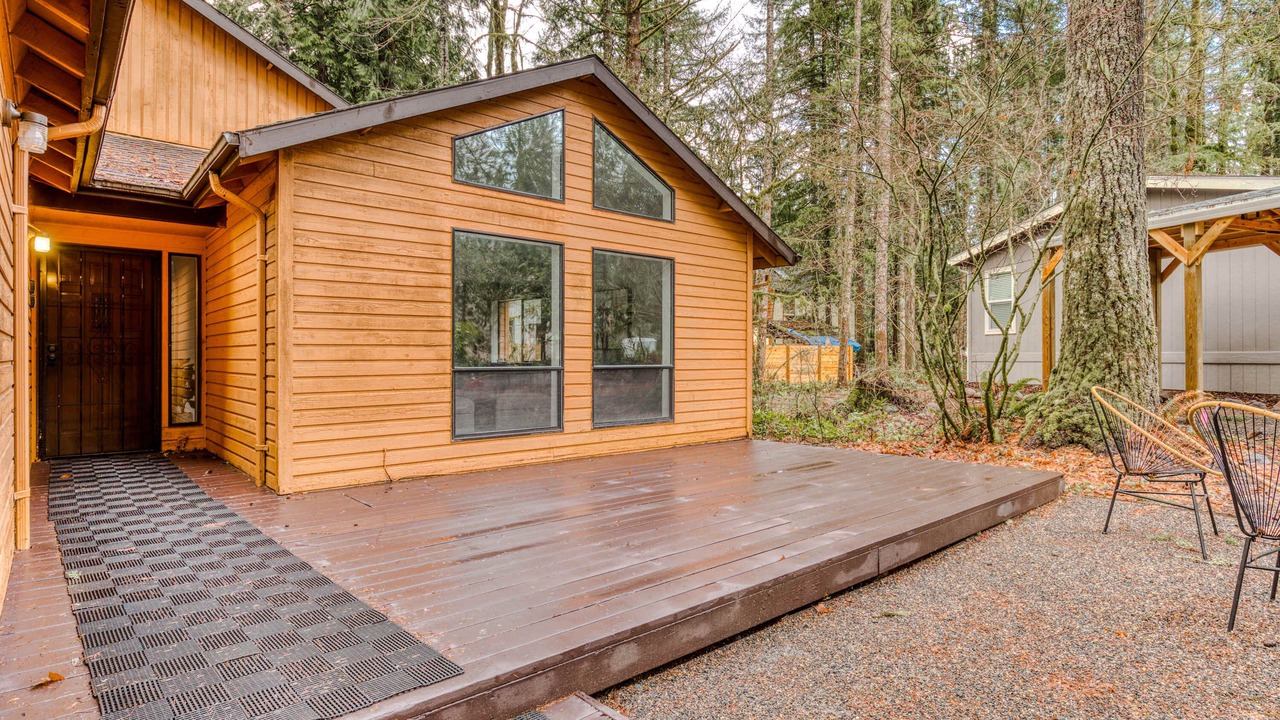 Photo of Patio Balcony in Mount Hood Village