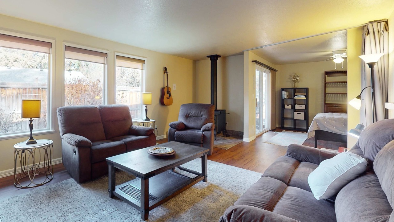 Photo of Livingroom in Larkspur