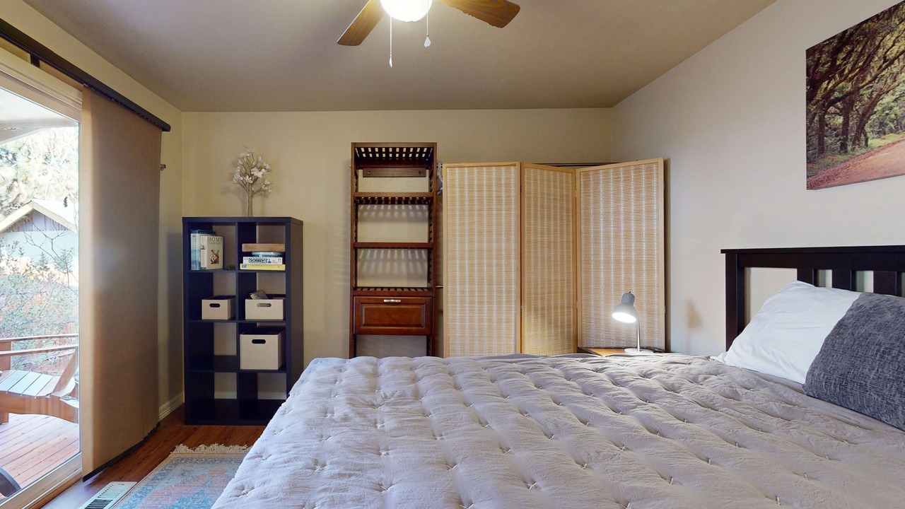 Photo of Bedroom in Larkspur